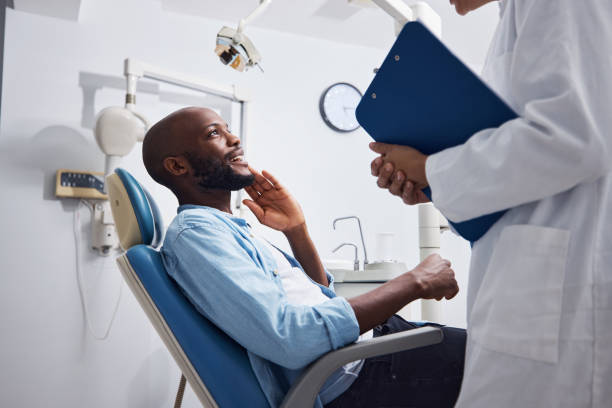 Best Emergency Tooth Extraction in Newton, MA