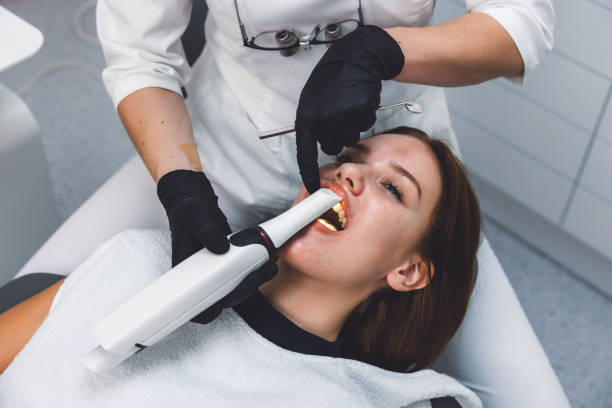 Best Emergency Tooth Extraction in Newton, MA